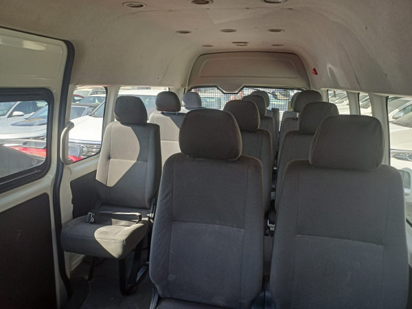 Toyota Hiace 2017