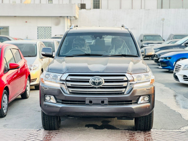 Toyota Land Cruiser 2018 (right-hand-drive)