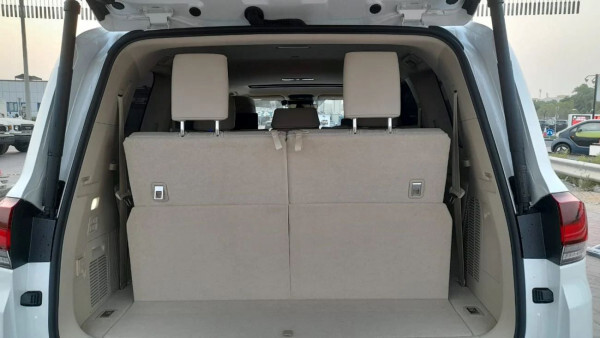 Toyota Land Cruiser 2024 brand new | right-hand-drive |