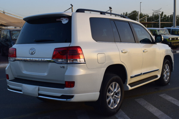 Toyota Land Cruiser 2019 ( Right Hand Drive )