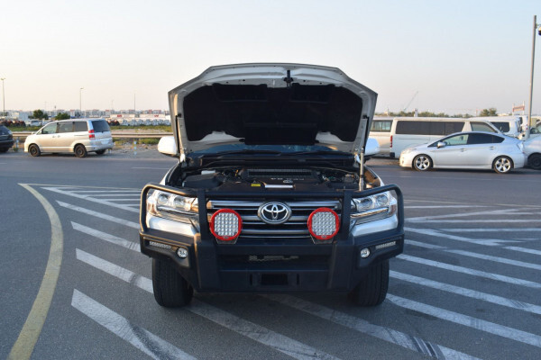 Toyota Land Cruiser 2021(full optioned v8 | right-hand-drive)