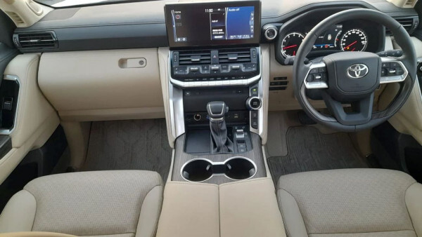 Toyota Land Cruiser 2024 brand new | right-hand-drive |