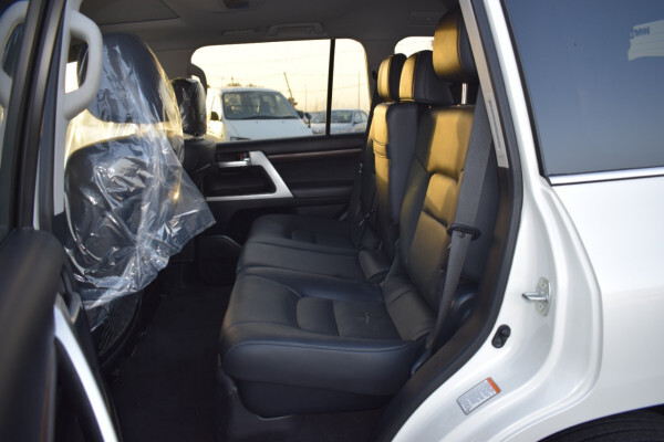 Toyota Land Cruiser 2019 ( Right Hand Drive )