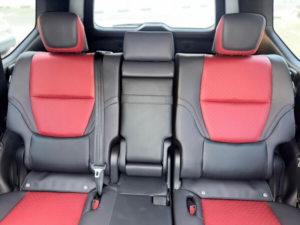 Toyota Land Cruiser 2023 gr sport full option | right-hand-drive |
