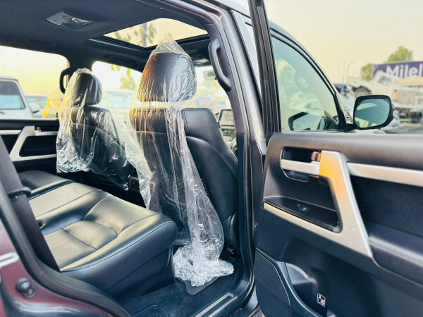 Toyota Land Cruiser 2018 (right-hand-drive)