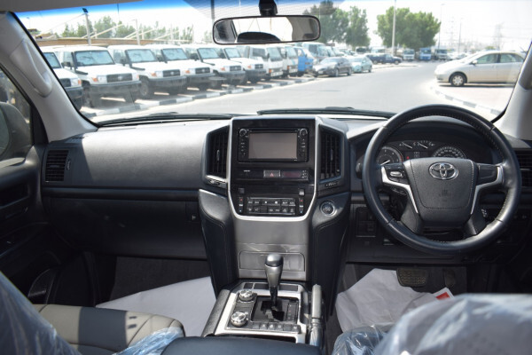 Toyota Land Cruiser 2018 (right-hand-drive )
