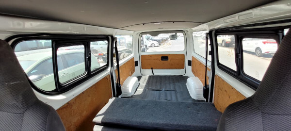 Toyota Hiace 2017 (right-hand-drive )