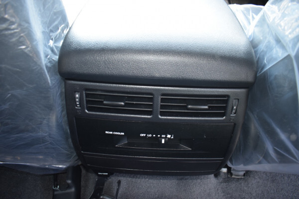 Toyota Land Cruiser 2018 (right-hand-drive )