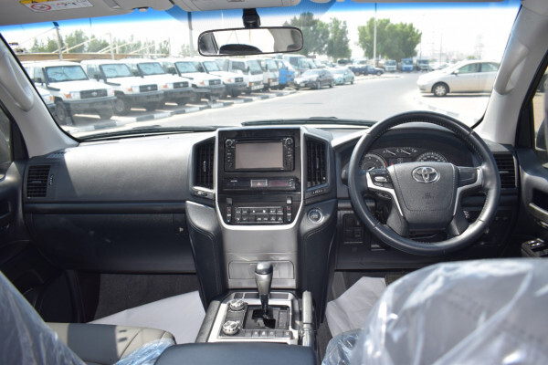 Toyota Land Cruiser 2018 (right-hand-drive )