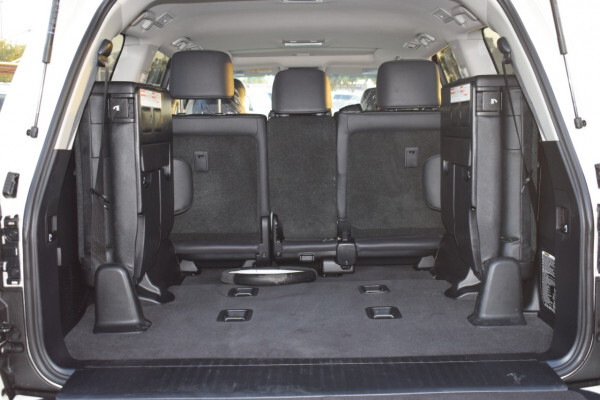 Toyota Land Cruiser 2019 ( Right Hand Drive )