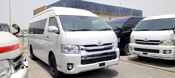 Toyota Hiace 2019 (right-hand-drive )