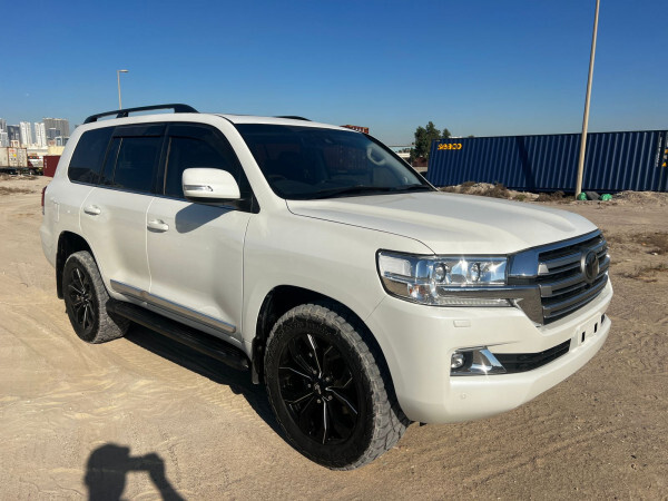 Toyota Land Cruiser 2021(right hand drive)