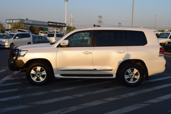 Toyota Land Cruiser 2021(full optioned v8 | right-hand-drive)