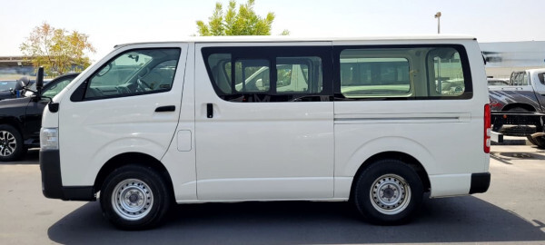 Toyota Hiace 2017 (right-hand-drive )