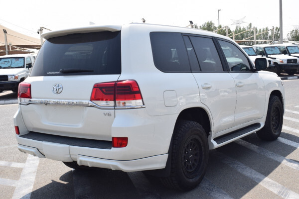 Toyota Land Cruiser 2018 (right-hand-drive )