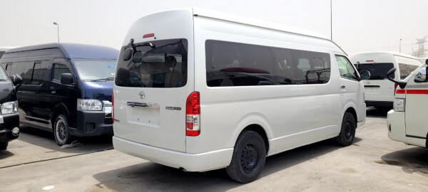 Toyota Hiace 2019 (right-hand-drive )