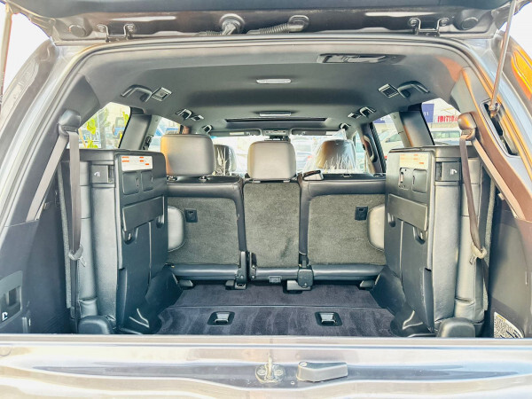 Toyota Land Cruiser 2018 (right-hand-drive)