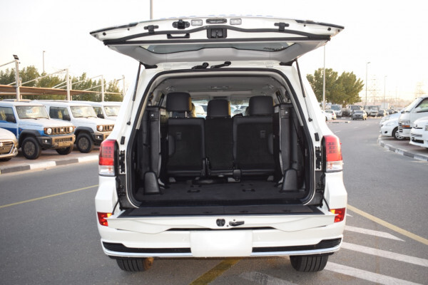 Toyota Land Cruiser 2019 ( Right Hand Drive )