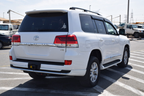 Toyota Land Cruiser 2017 (right-hand-drive)