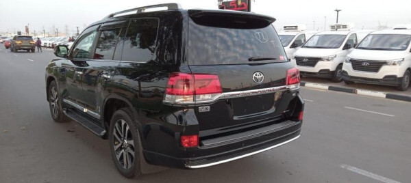 Toyota Land Cruiser 2017 (right-hand-drive )