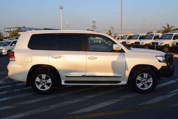 Toyota Land Cruiser 2021(full optioned v8 | right-hand-drive)