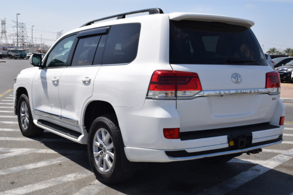 Toyota Land Cruiser 2017 (right-hand-drive)