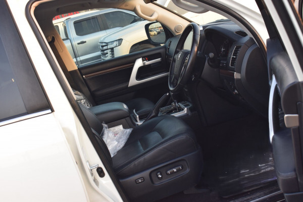 Toyota Land Cruiser 2020(right-hand-drive)