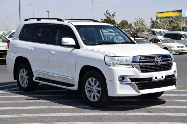 Toyota Land Cruiser 2017 (right-hand-drive)
